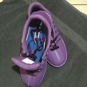 Purple K•Swiss tennis shoes